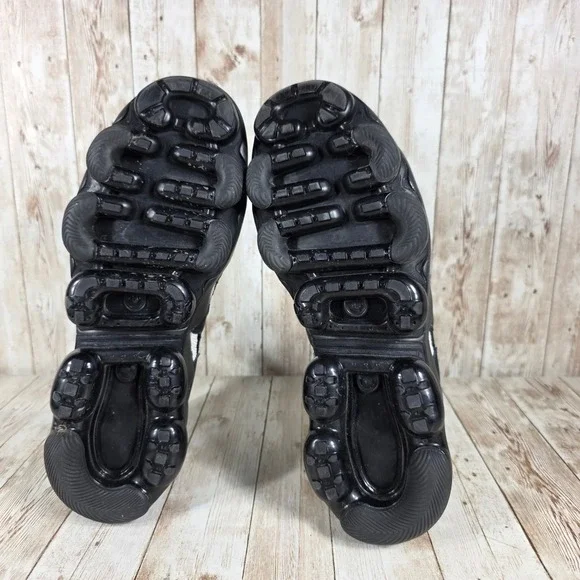 Nike Air Max More Uptempo Black Sneakers Athletic Shoes Size 8‎